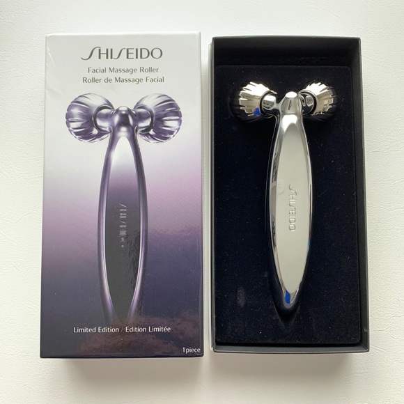 Limited Edition Shiseido Facial Massage Roller - Picture 2 of 6